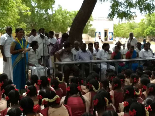 Smart Class room in village government school by american Tamil Woman Smart Class room in village government school by american Tamil Woman