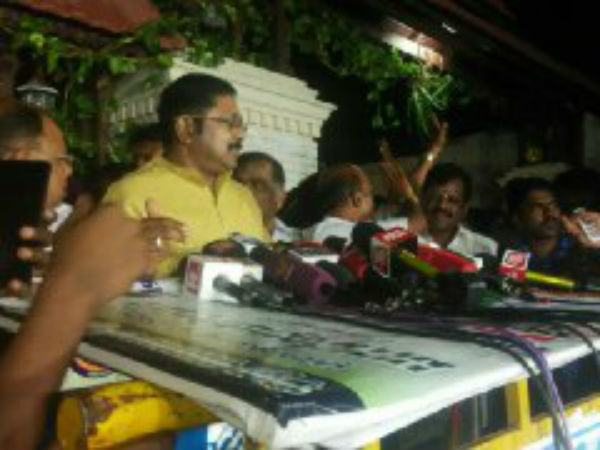 எதிரிகளால்ஆபத்து