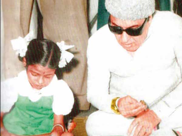 அந்த சிறுமி யார்?