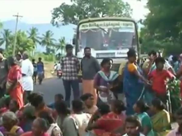 சாலை மறியல்