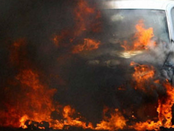 A car got fired when it was running in Kovai bypass road A car got fired when it was running in Kovai bypass road
