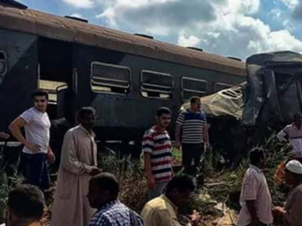 Egypt trains collide in Alexandria killing 43 Egypt trains collide in Alexandria killing 43