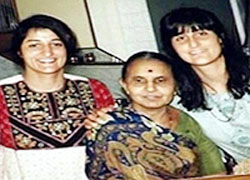 Sunitha Williams with Sister