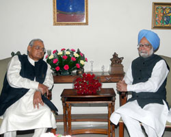 Vajpayee Manmohan Singh Vajpayee Manmohan Singh