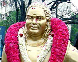 Thevar statue Thevar statue