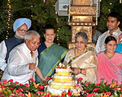 Lalu prasath,Manmohan singh and Sonia gandhi Lalu prasath,Manmohan singh and Sonia gandhi