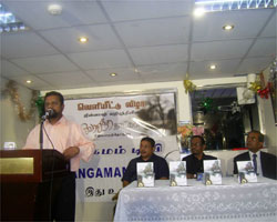 Veraruntha Natkal novel released in Dubai Veraruntha Natkal novel released in Dubai