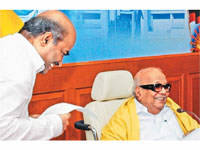 Karunanidhi with Thangabalu Karunanidhi with Thangabalu