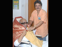 S V Sekar with Karunanidhi S V Sekar with Karunanidhi