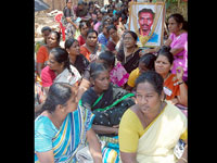 100 Women on indefinite fast for Eelam Tamils 100 Women on indefinite fast for Eelam Tamils