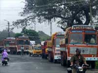 TN stops lorries with crusher dust to ply to Kerala TN stops lorries with crusher dust to ply to Kerala