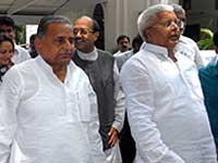 Mulayam and Lalu Prasath Yadav Mulayam and Lalu Prasath Yadav