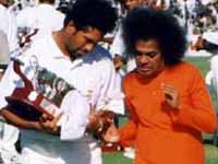 Sachin with Sai baba Sachin with Sai baba