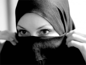 Saudi women might have to cover up sexy eyes Saudi women might have to cover up sexy eyes
