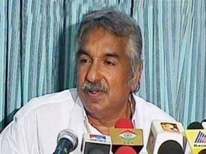 கோர்ட்டுக்கு வெளியே பேசித் தீர்க்கலாம்- தமிழகத்திற்கு கேரள அனைத்துக் கட்சிக் கூட்டம் அழைப்பு