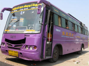 கேரளா-கர்நாடகத்துக்கு பஸ்கள் நிறுத்தம்!: எல்லையுடன் திரும்பிய தமிழக பேருந்துகள்!