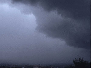 கேரளாவில் தொடங்கியது தென் மேற்குப் பருவ மழை!