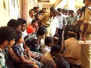 கேரளாவில் பிடிபட்ட இலங்கை அகதிகள் 123 பேர் நெல்லை வருகை