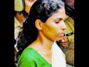 நிர்வாண போட்டோ: தந்திரியை மிரட்டிய பெண், டிவி நடிகருக்கு 7 ஆண்டு சிறை