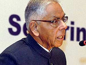 Governor MK Narayanan Governor MK Narayanan