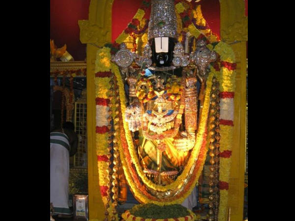 பட்டுப் பீதாம்பரம்…