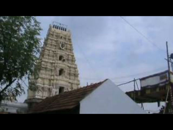 ஆண்டாள் மாலையும் கிளியும்…