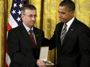 President Obama honors Newtown, Conn., educator heroes! President Obama honors Newtown, Conn., educator heroes!