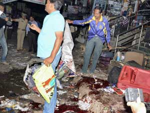 Hyderabad blasts: NSG official facing probe for 'sharing info with Pak spy’ Hyderabad blasts: NSG official facing probe for 'sharing info with Pak spy’