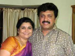 Ganeshkumar With Wife Ganeshkumar With Wife