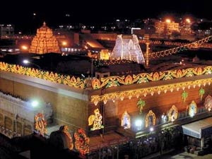 Fire at Thirumalai due to electric leakage Fire at Thirumalai due to electric leakage