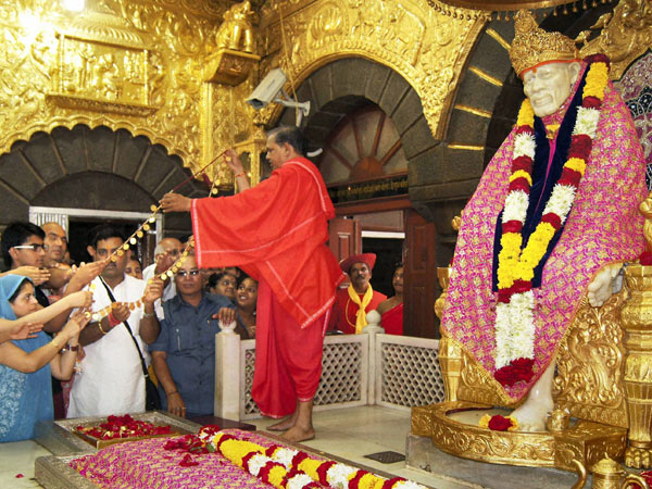donation to sai baba shirdi