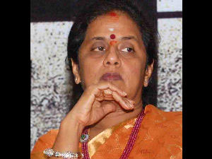 Selvi Selvi