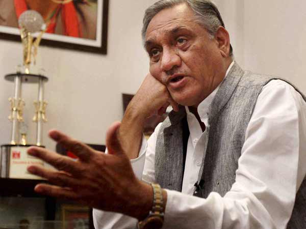 உத்தர்காண்ட் மறுசீரமைப்புக்கு புதிய அமைப்பு- பாதிக்கப்பட்டோருக்கு சலுகைகள்: முதல்வர் விஜய் பகுகுணா அ