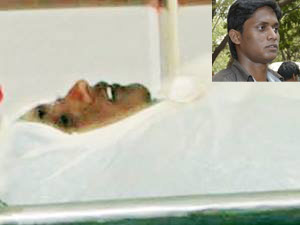 Madras HC orders for re postmortem of Ilavarasan's body Madras HC orders for re postmortem of Ilavarasan's body