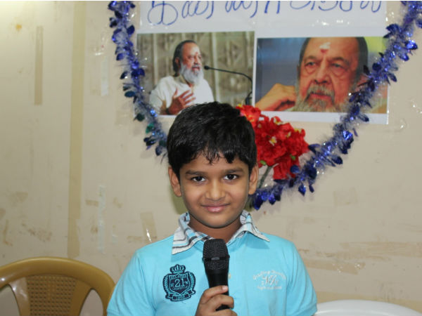 Kuwait tamils pay tribute to poet Vaali Kuwait tamils pay tribute to poet Vaali