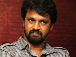 Chandru blames director Cheran for attack from Cheran's group Chandru blames director Cheran for attack from Cheran's group