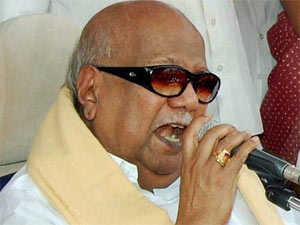 Karunanidhi slams SBI for 'shaming' education loan defaulters Karunanidhi slams SBI for 'shaming' education loan defaulters