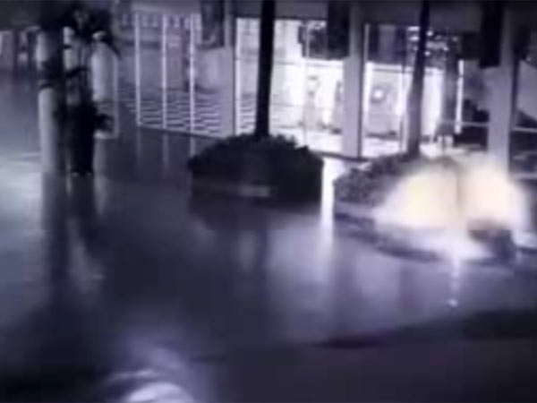 “Angel” caught on tape in Jakarta “Angel” caught on tape in Jakarta