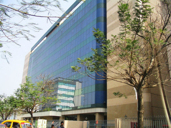 H-1B curbs: IT companies may sponsor more green cards H-1B curbs: IT companies may sponsor more green cards