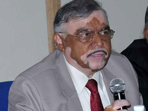 SC to dispose Mullai periyar case on today: CJI Sathasivam SC to dispose Mullai periyar case on today: CJI Sathasivam