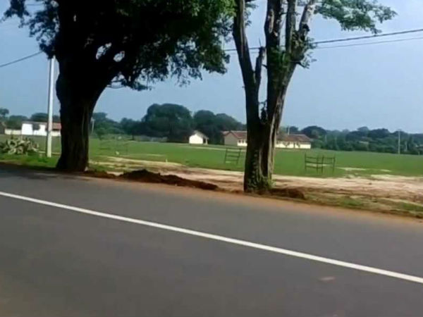 சாலை மார்க்கமாக கிளிநொச்சி