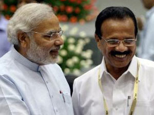 Narendra modi and Sadananda gowda Narendra modi and Sadananda gowda