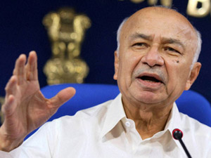 Delhi gang rape victim, her family got justice: Sushilkumar Shinde Delhi gang rape victim, her family got justice: Sushilkumar Shinde