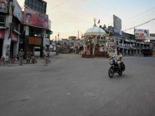 Muzaffarnagar violence: Curfew lifted from all areas Muzaffarnagar violence: Curfew lifted from all areas