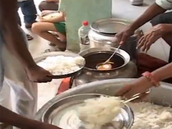 30 வருஷமா ஒரு சாப்பாடா