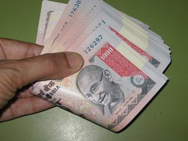 போலீசுக்கு புகார்
