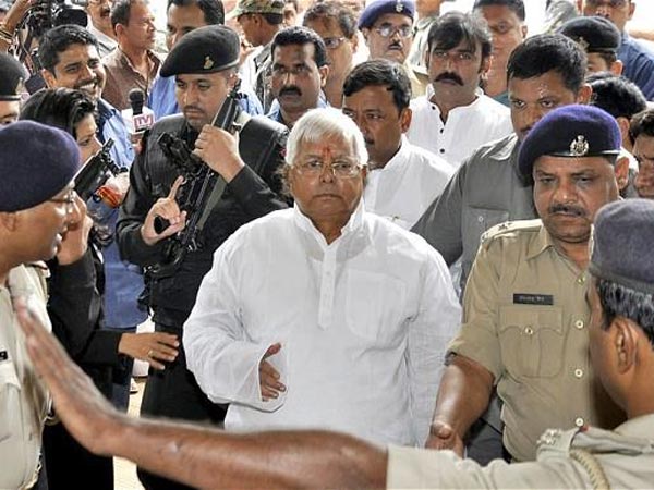 Fodder scam: Lalu Prasad to be sentenced today Fodder scam: Lalu Prasad to be sentenced today