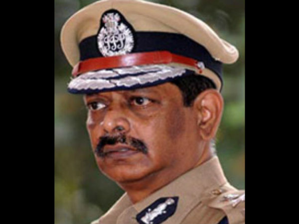 2 இன்ஸ்பெக்டர்கள் கொண்ட படை