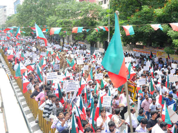 PFI cadres protest against human rights violation PFI cadres protest against human rights violation