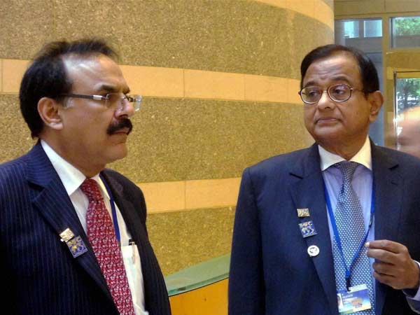 Union Finance Minister P Chidambaram with Finance Secretary Arvind Mayaram at the IMF headquarters Union Finance Minister P Chidambaram with Finance Secretary Arvind Mayaram at the IMF headquarters